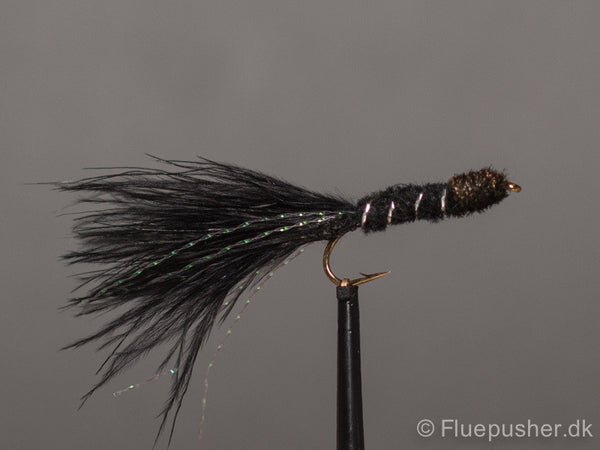 Light black dog nobbler